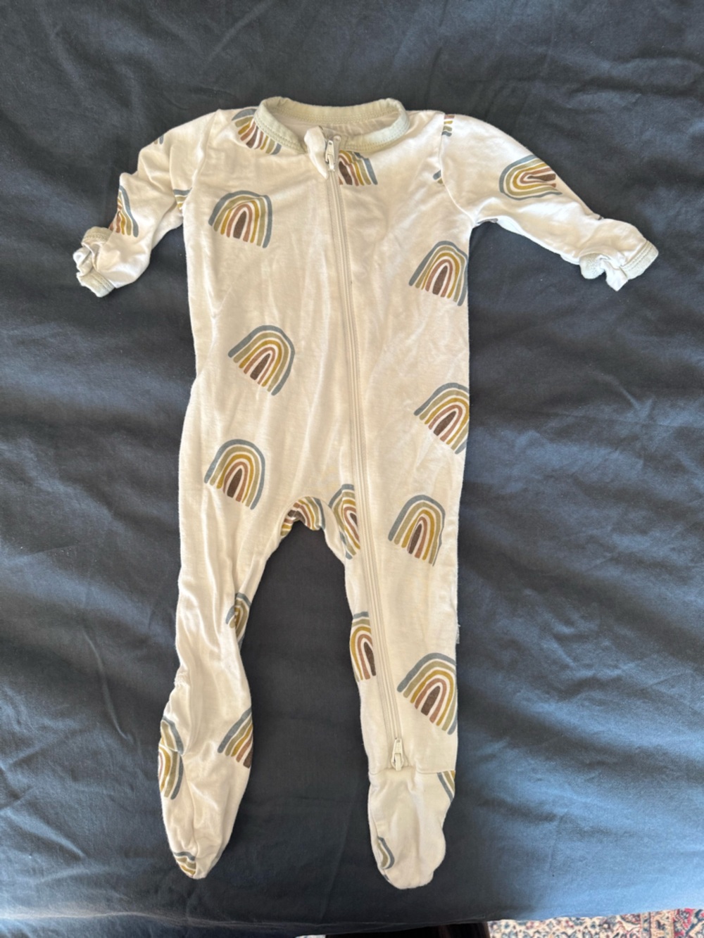 Kyte footie with rainbows